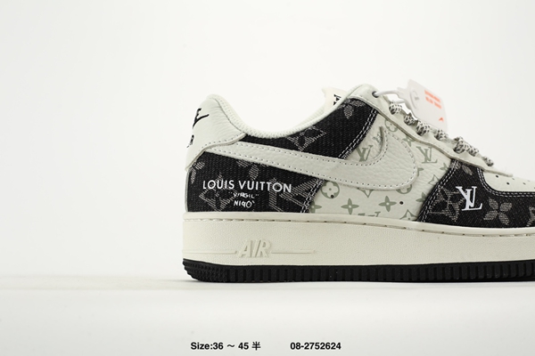 ナイキ靴背面デザイン